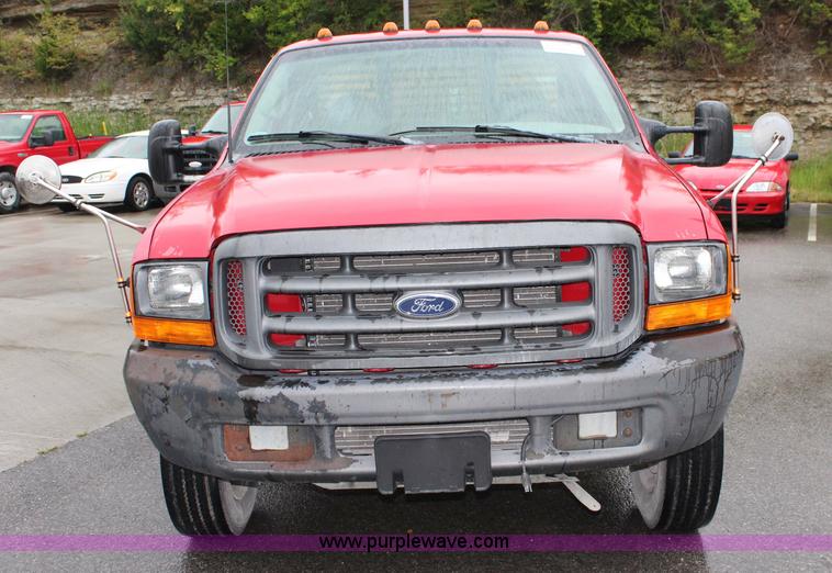 image for item J3506 1999 Ford F450 Super Duty flatbed truck