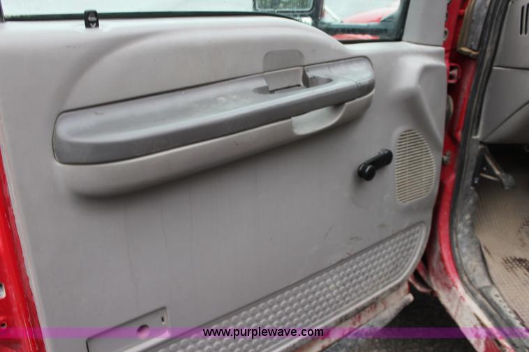 image for item J3506 1999 Ford F450 Super Duty flatbed truck