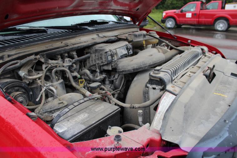 image for item J3508 2006 Ford F250 Super Duty pickup truck