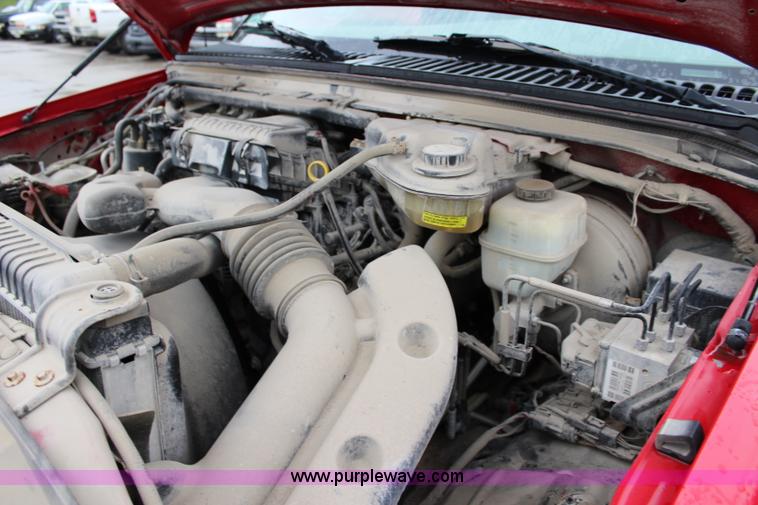 image for item J3508 2006 Ford F250 Super Duty pickup truck