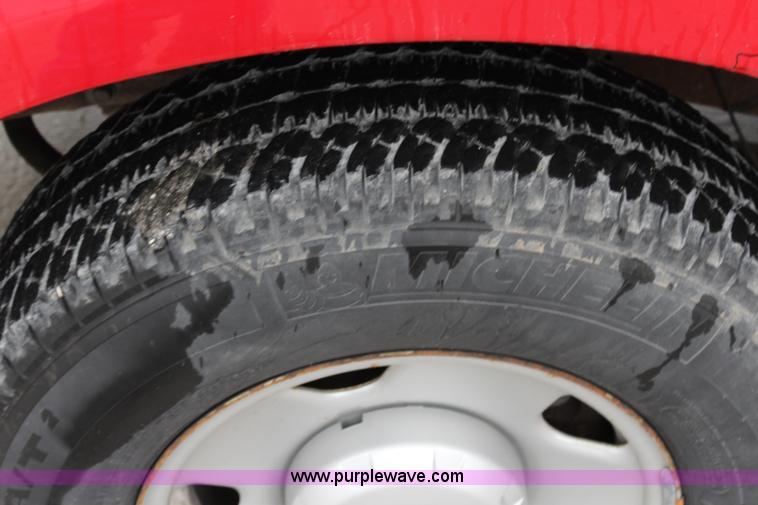 image for item J3508 2006 Ford F250 Super Duty pickup truck