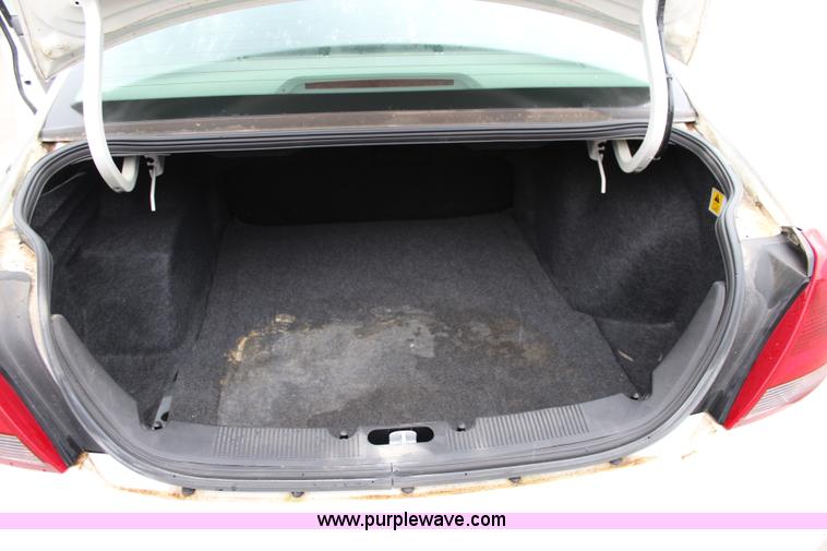 image for item J3509 2006 Ford Taurus SE