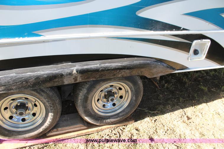 image for item J3553 2009 Superlite Weekend Warrior 2805 camper