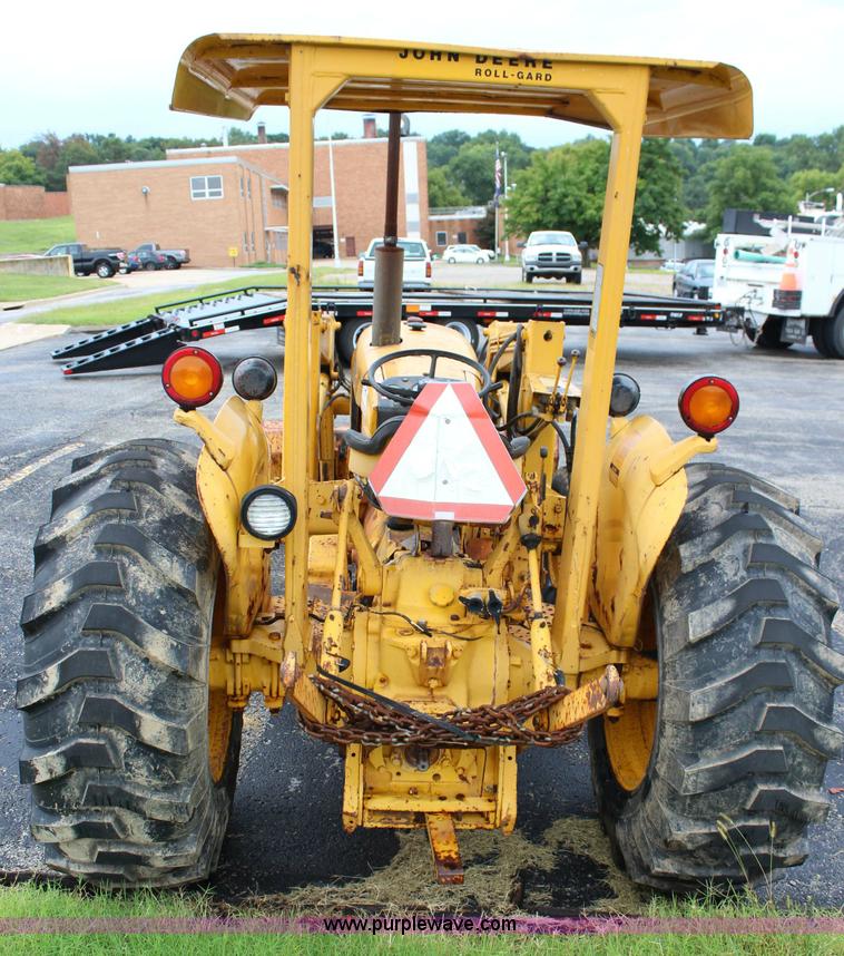 image for item J3681 John Deere 401B tractor
