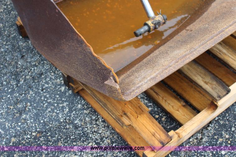 image for item J3681 John Deere 401B tractor