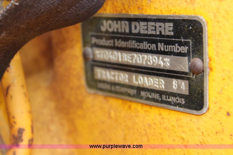 image for item J3681 John Deere 401B tractor