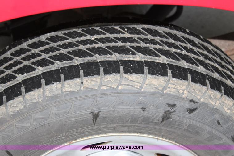 image for item J3686 2002 Ford F150 pickup truck