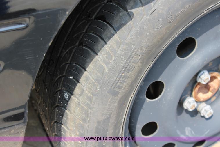 image for item J3687 2009 Ford Crown Victoria Police Interceptor