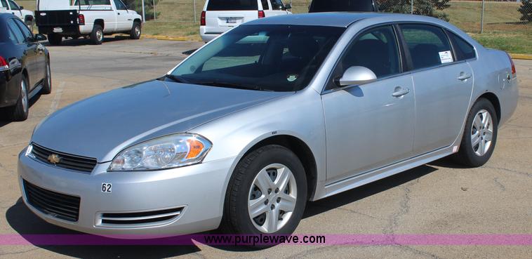 image for item J4479 2010 Chevrolet Impala LS