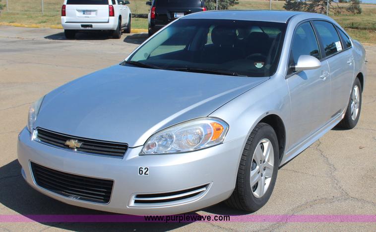 image for item J4479 2010 Chevrolet Impala LS