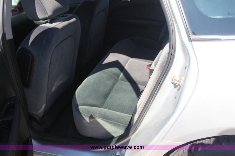 image for item J4479 2010 Chevrolet Impala LS