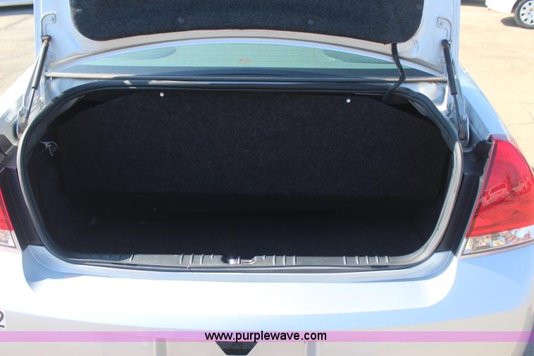 image for item J4479 2010 Chevrolet Impala LS