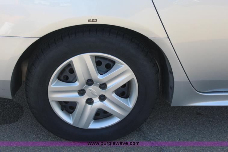 image for item J4479 2010 Chevrolet Impala LS