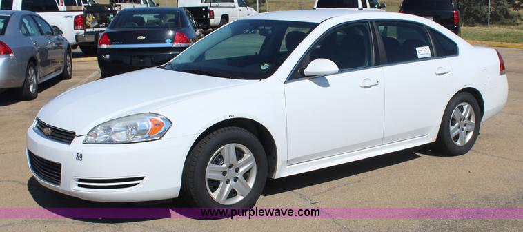image for item J4480 2010 Chevrolet Impala LS