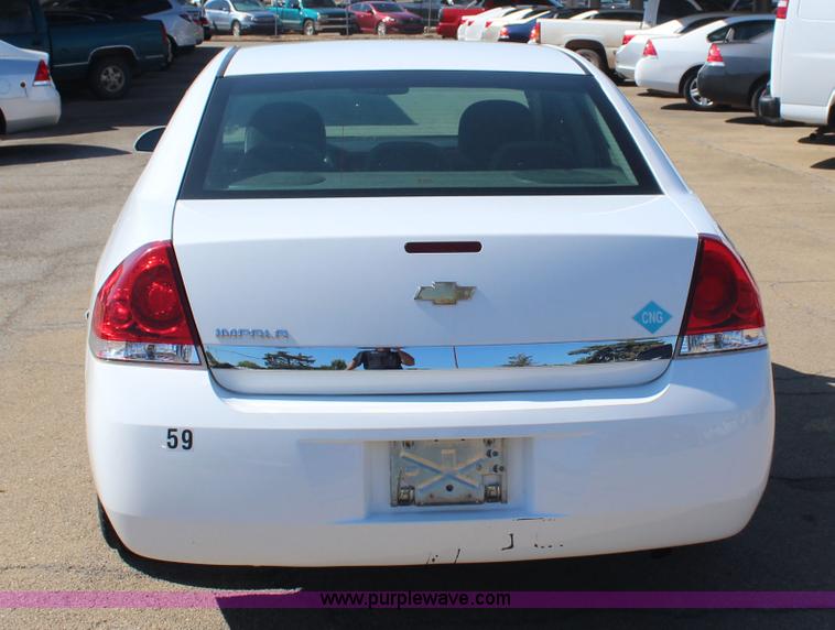 image for item J4480 2010 Chevrolet Impala LS