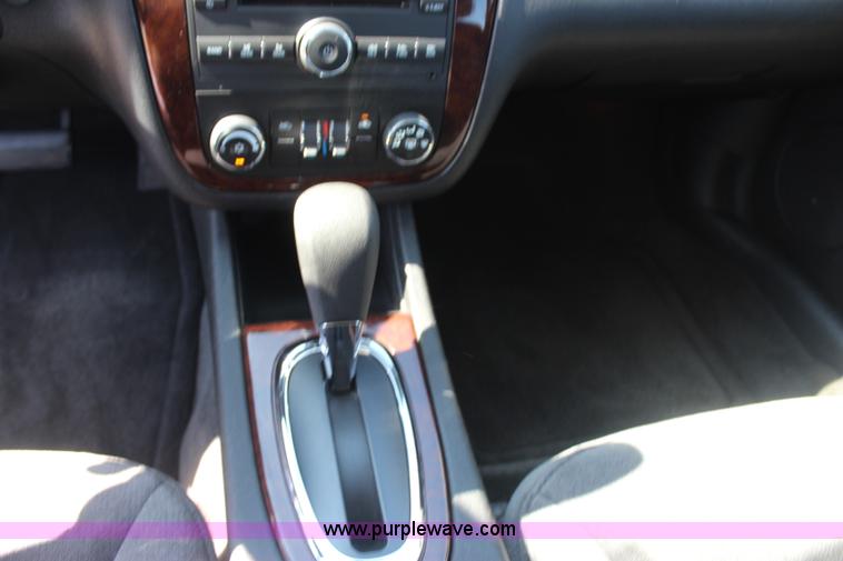 image for item J4480 2010 Chevrolet Impala LS