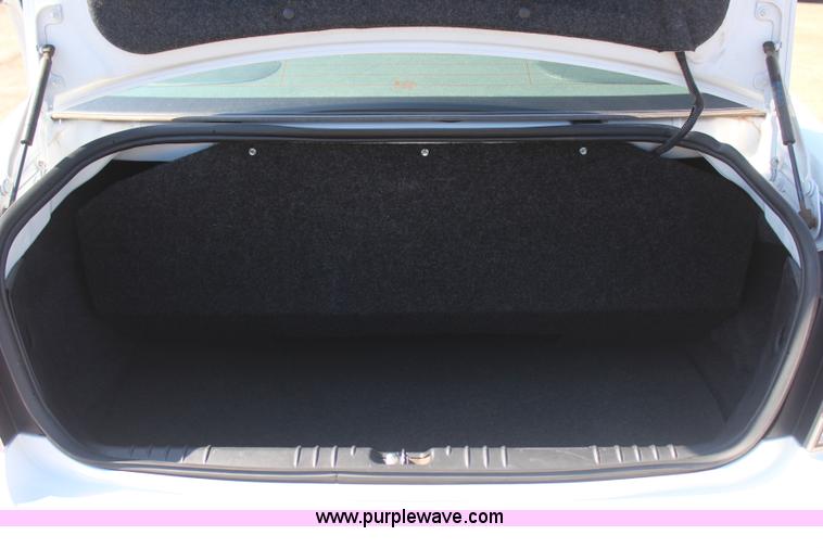 image for item J4480 2010 Chevrolet Impala LS