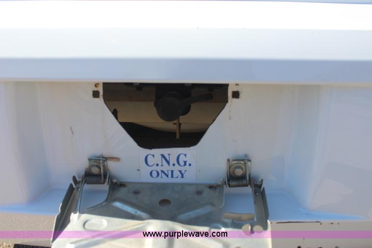 image for item J4480 2010 Chevrolet Impala LS