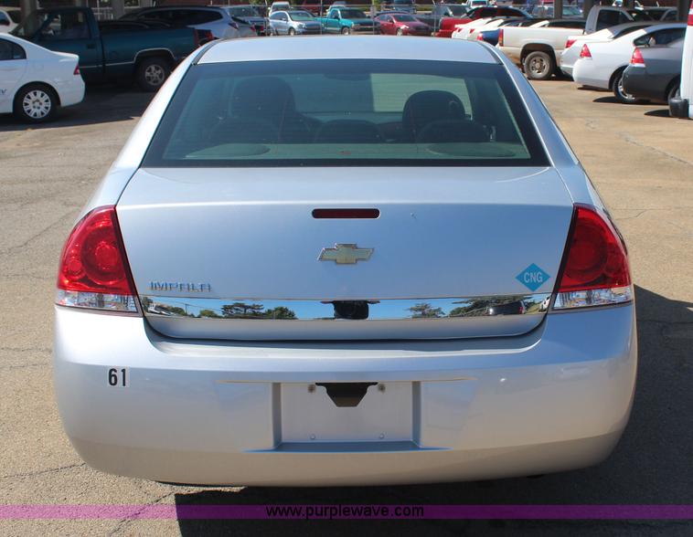 image for item J4481 2010 Chevrolet Impala LS