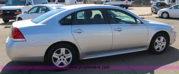 image for item J4481 2010 Chevrolet Impala LS