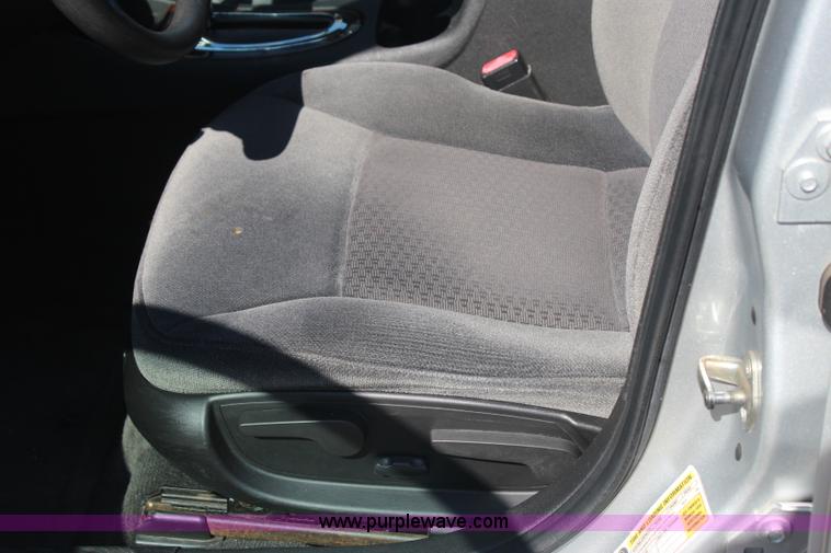 image for item J4481 2010 Chevrolet Impala LS