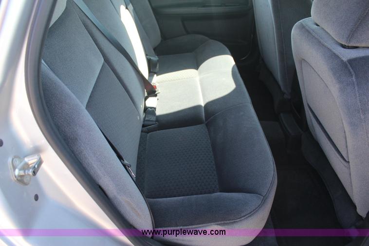 image for item J4481 2010 Chevrolet Impala LS