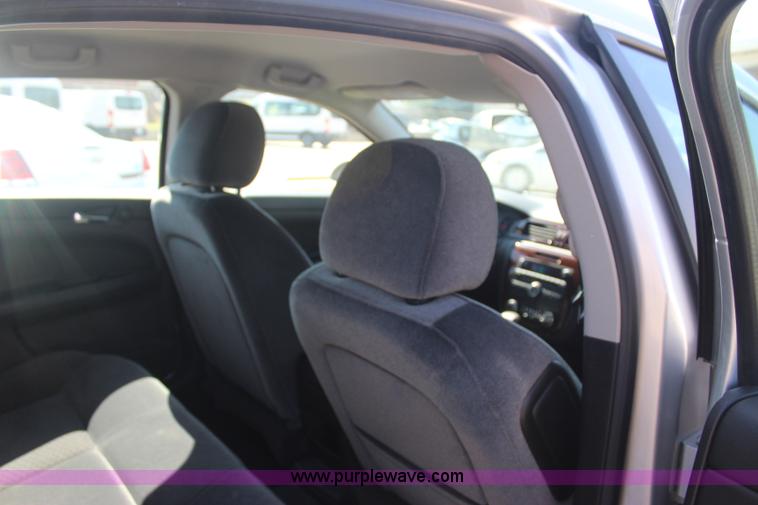 image for item J4481 2010 Chevrolet Impala LS