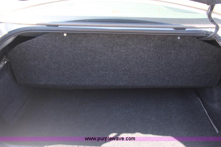 image for item J4481 2010 Chevrolet Impala LS