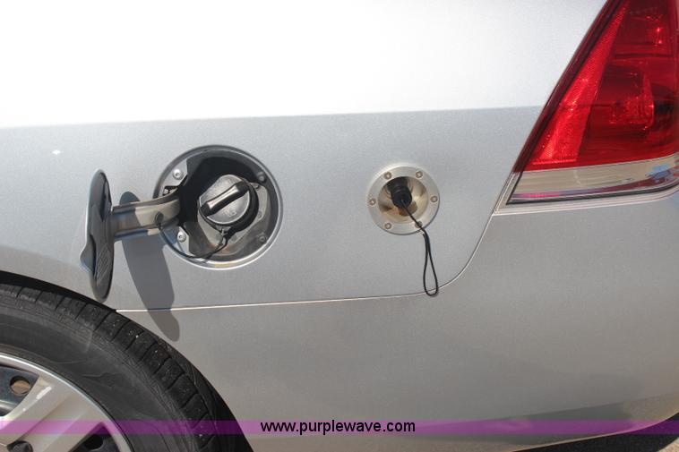 image for item J4481 2010 Chevrolet Impala LS