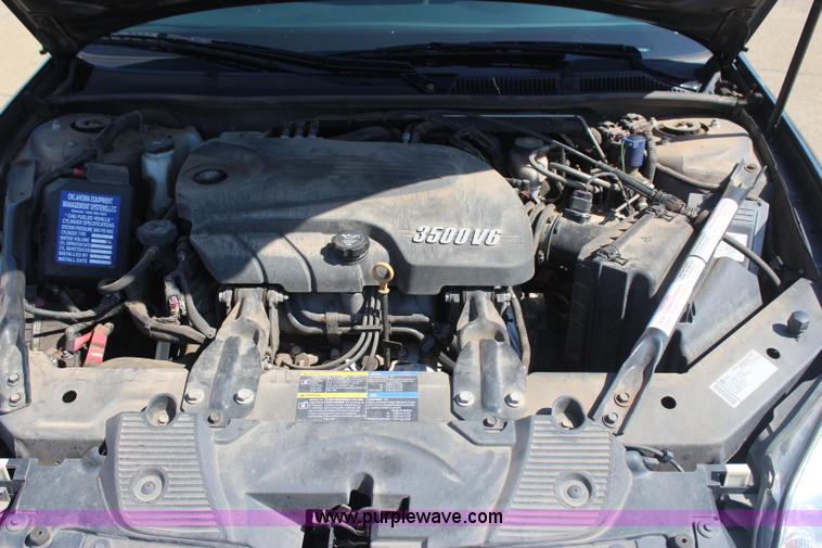 image for item J4482 2010 Chevrolet Impala LS