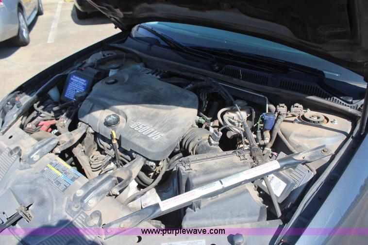 image for item J4482 2010 Chevrolet Impala LS