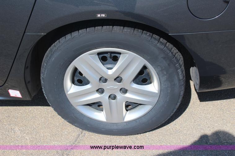 image for item J4482 2010 Chevrolet Impala LS