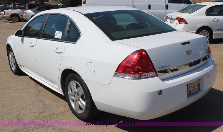 image for item J4483 2010 Chevrolet Impala LS