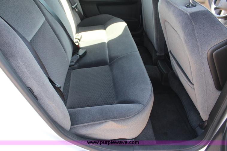 image for item J4483 2010 Chevrolet Impala LS