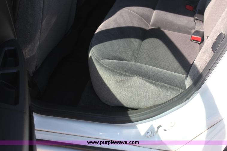 image for item J4483 2010 Chevrolet Impala LS