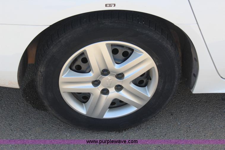 image for item J4483 2010 Chevrolet Impala LS
