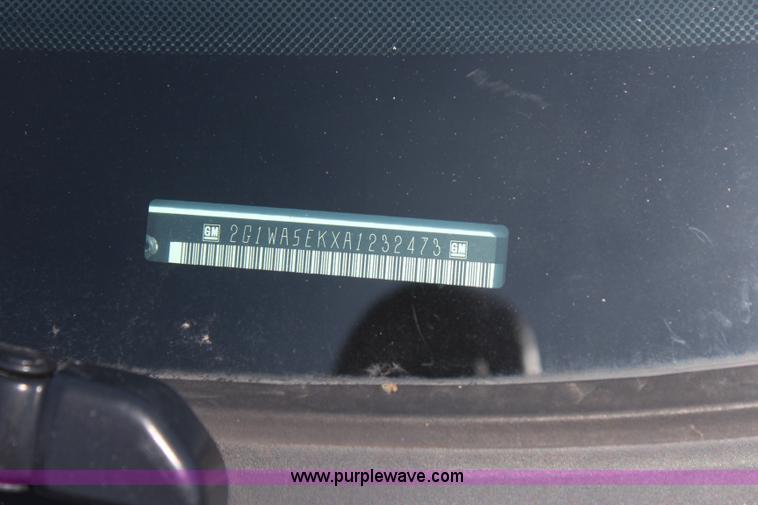 image for item J4483 2010 Chevrolet Impala LS