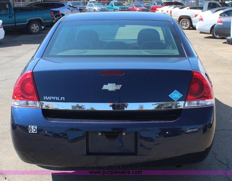 image for item J4484 2010 Chevrolet Impala LS
