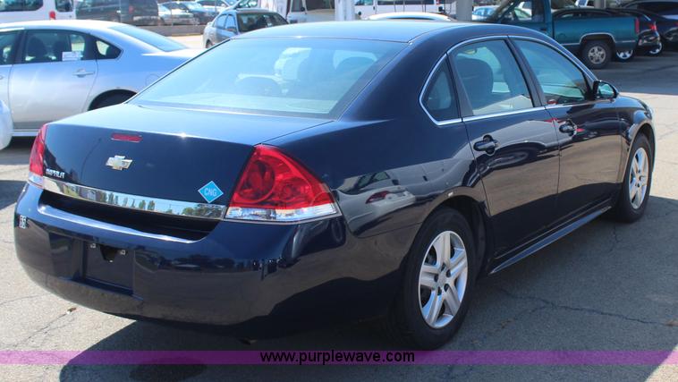 image for item J4484 2010 Chevrolet Impala LS