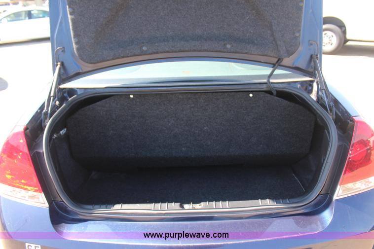 image for item J4484 2010 Chevrolet Impala LS