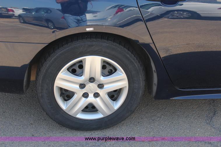 image for item J4484 2010 Chevrolet Impala LS