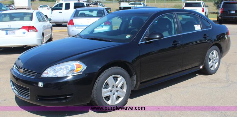 image for item J4485 2010 Chevrolet Impala LS