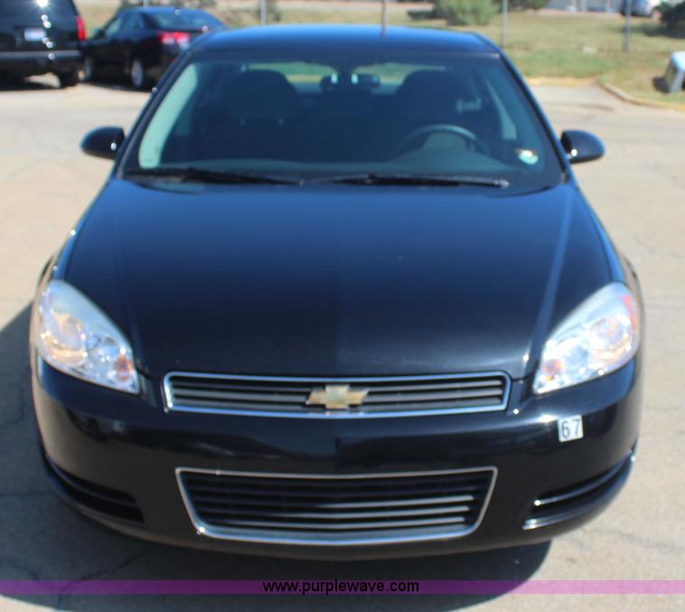 image for item J4485 2010 Chevrolet Impala LS