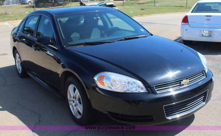 image for item J4485 2010 Chevrolet Impala LS