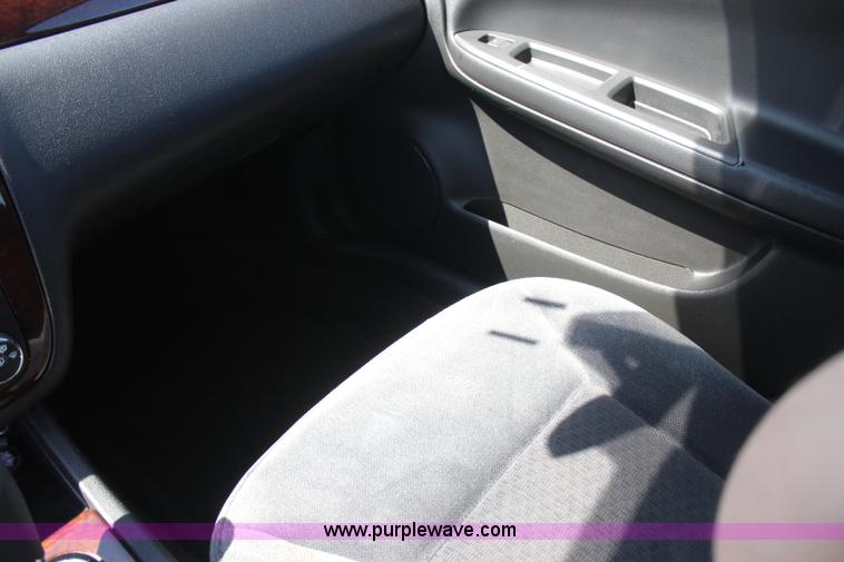 image for item J4485 2010 Chevrolet Impala LS