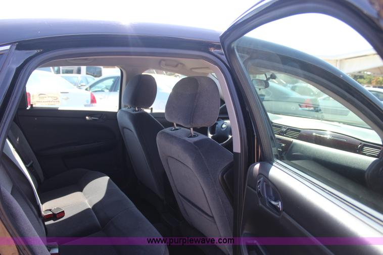 image for item J4485 2010 Chevrolet Impala LS