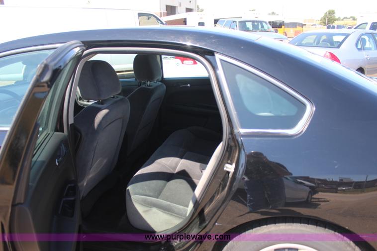 image for item J4485 2010 Chevrolet Impala LS