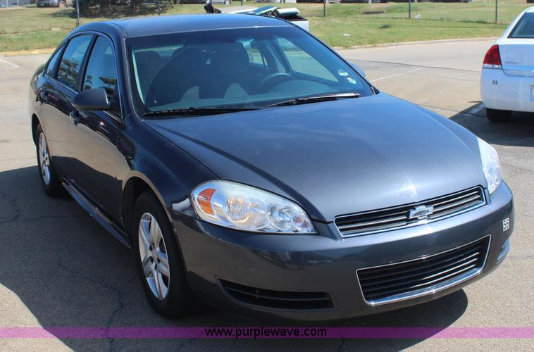 image for item J4486 2010 Chevrolet Impala LS