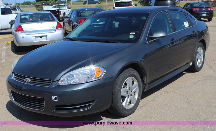 image for item J4486 2010 Chevrolet Impala LS