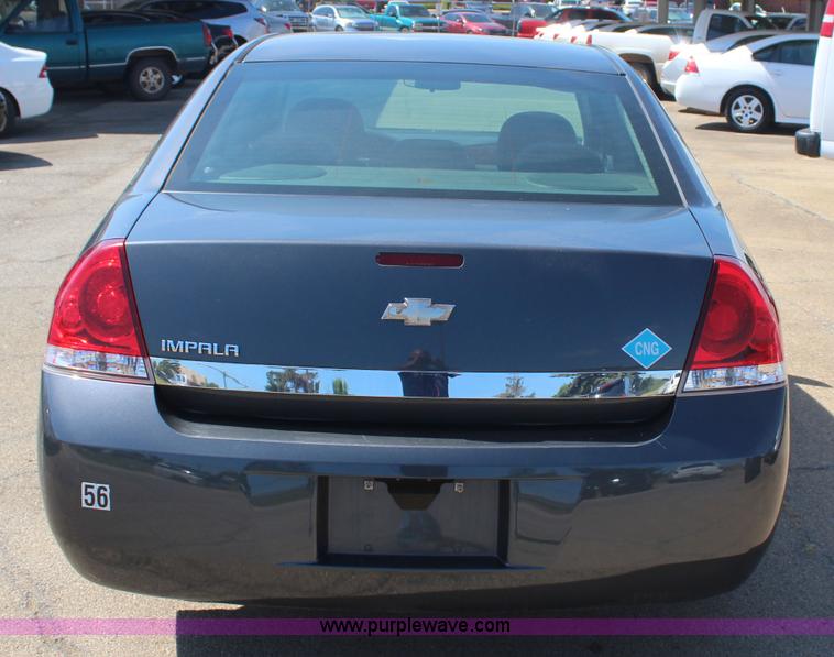 image for item J4486 2010 Chevrolet Impala LS